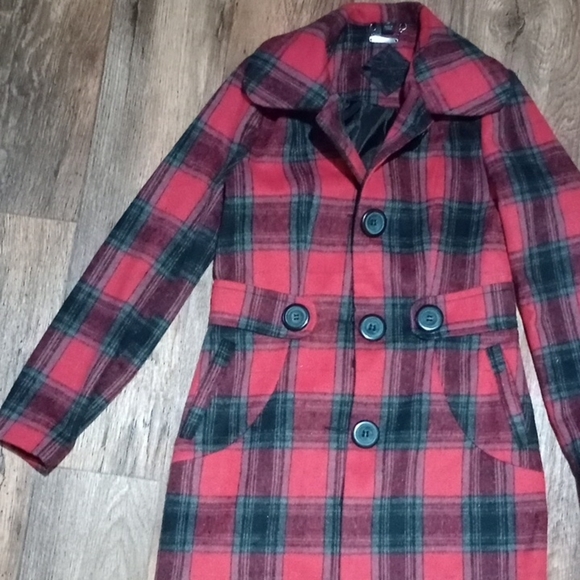Plaid Red and Green Women's Coat - Picture 1 of 5